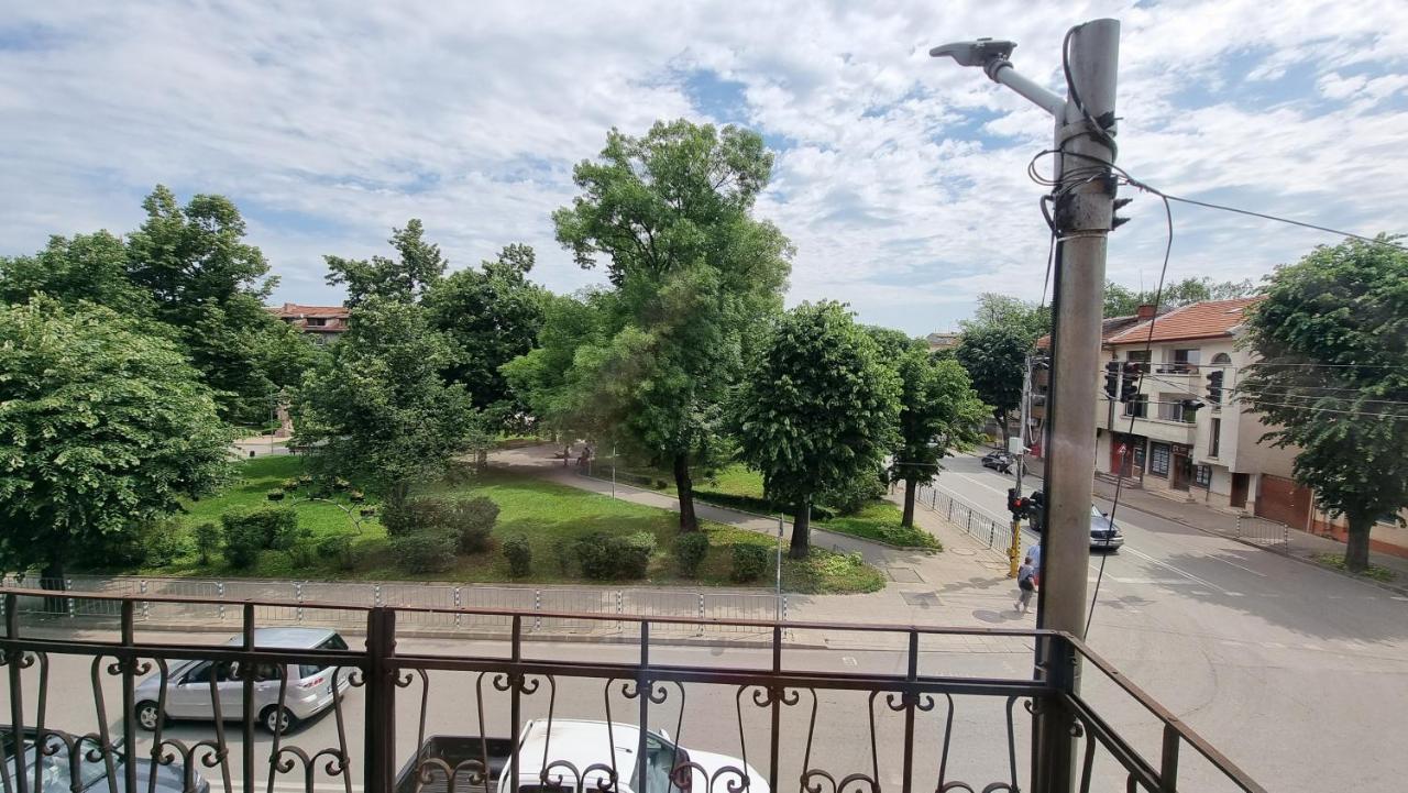 Hotel Old Style Vratsa Exterior foto